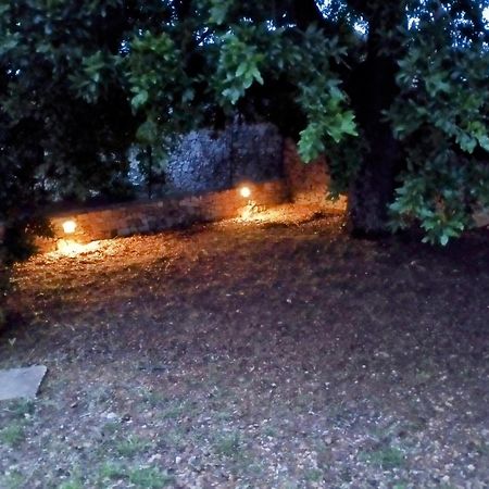 ロコロトンド Trulli La Quercia Del Nonnoヴィラ エクステリア 写真